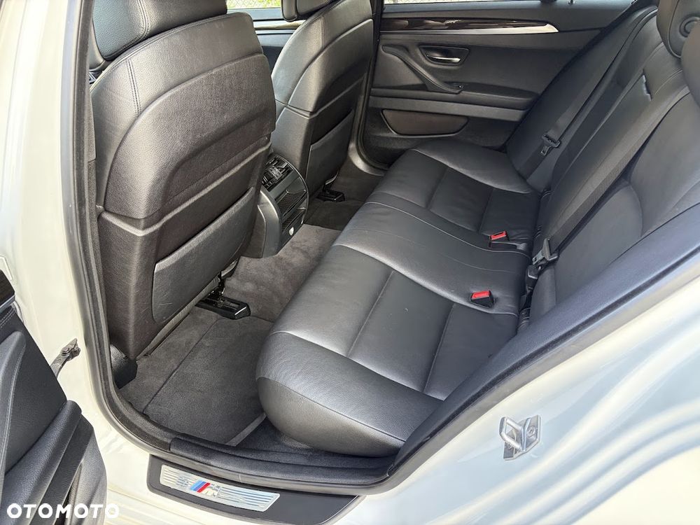 BMW Seria 5 535i - 10