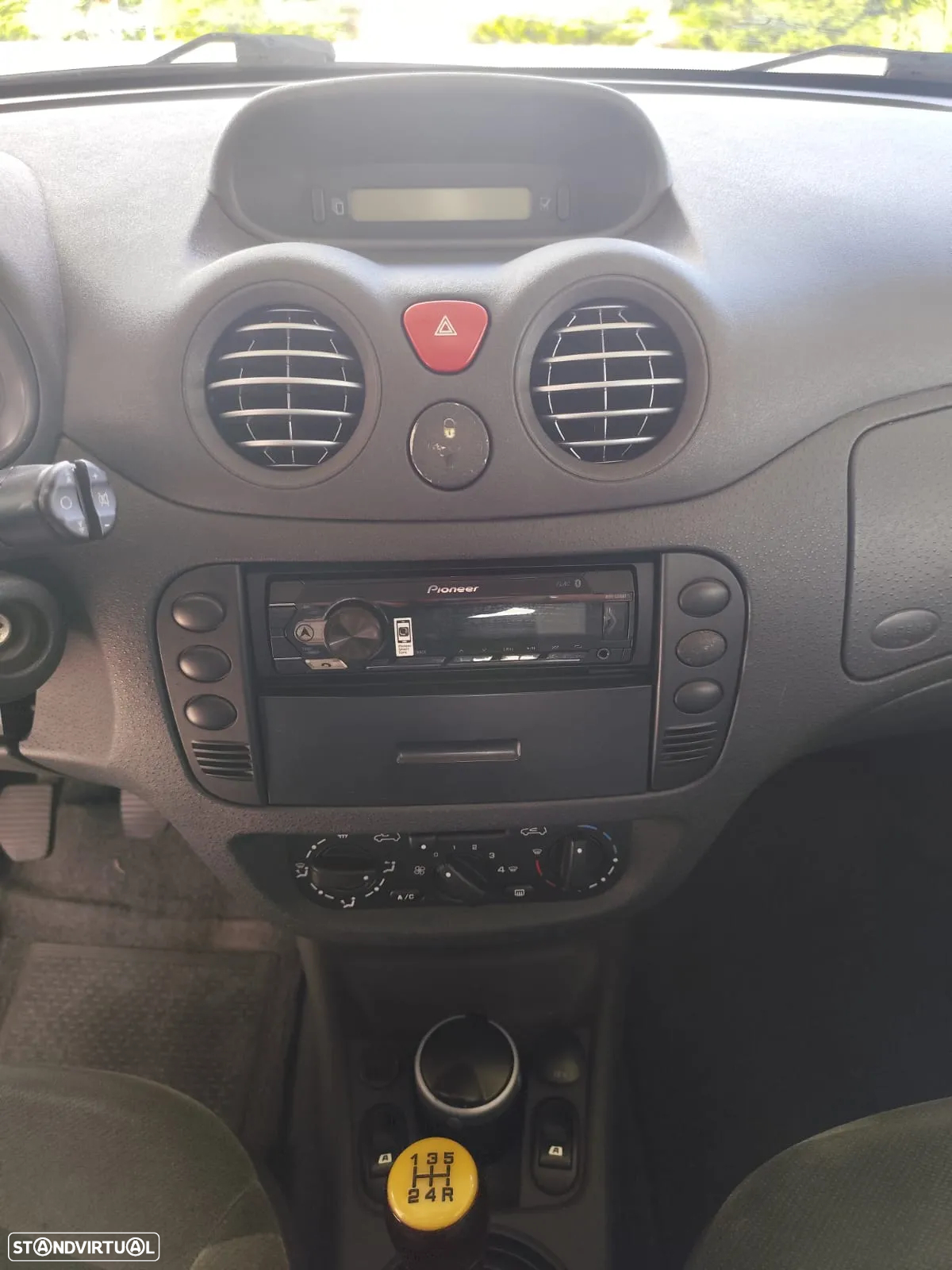 Citroën C2 1.1 - 6