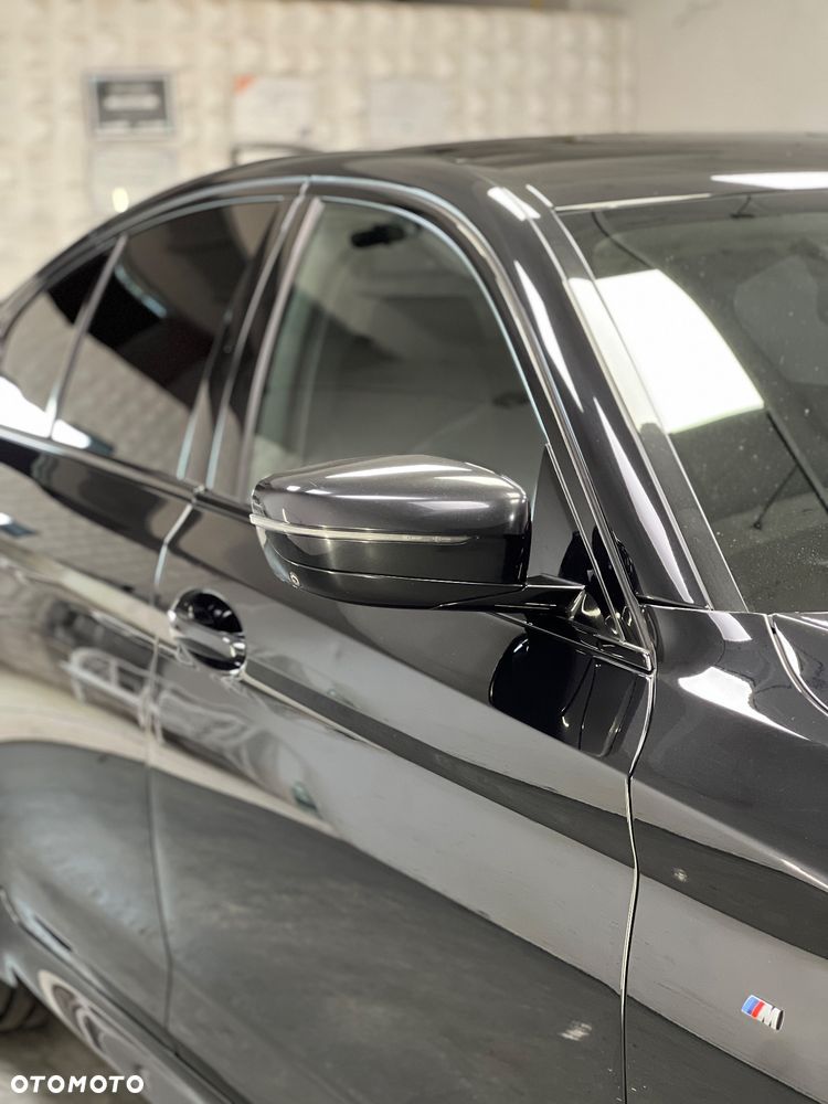 BMW Seria 5 520d xDrive Business Edition - 15