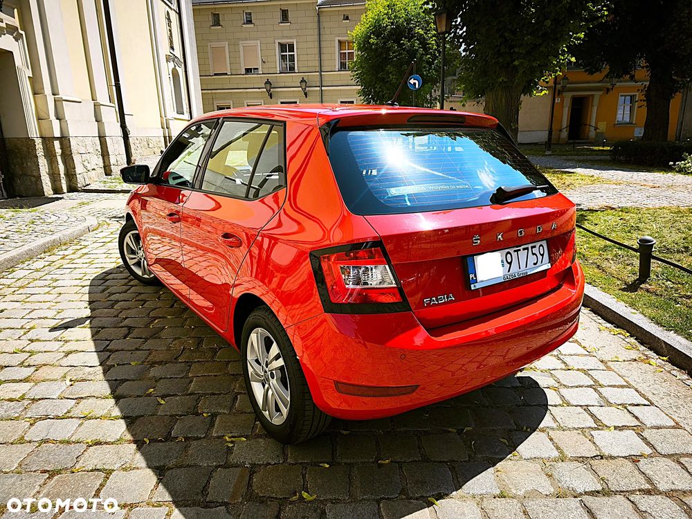 Skoda Fabia 1.0 TSI Selection - 25
