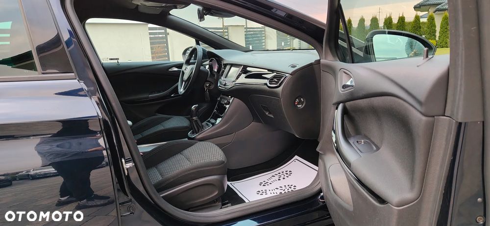 Opel Astra 1.4 Turbo Innovation - 27