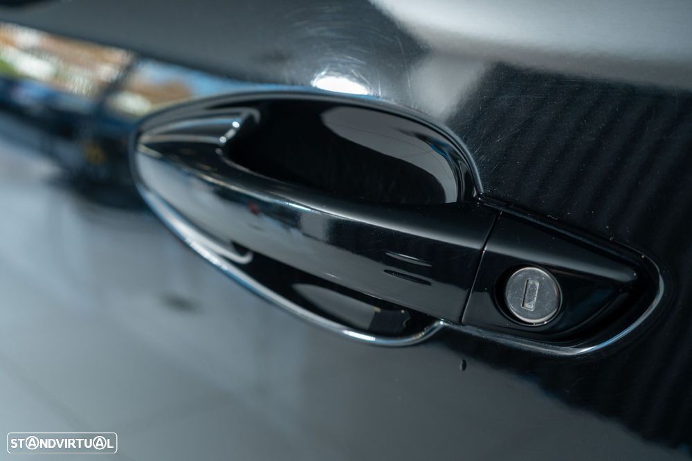 Peugeot 3008 1.6 Hybrid Allure e-EAT8 - 31