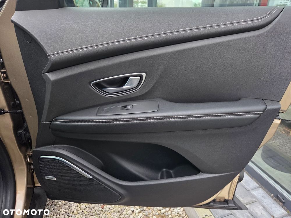 Renault Grand Scenic ENERGY TCe 130 BOSE EDITION - 19