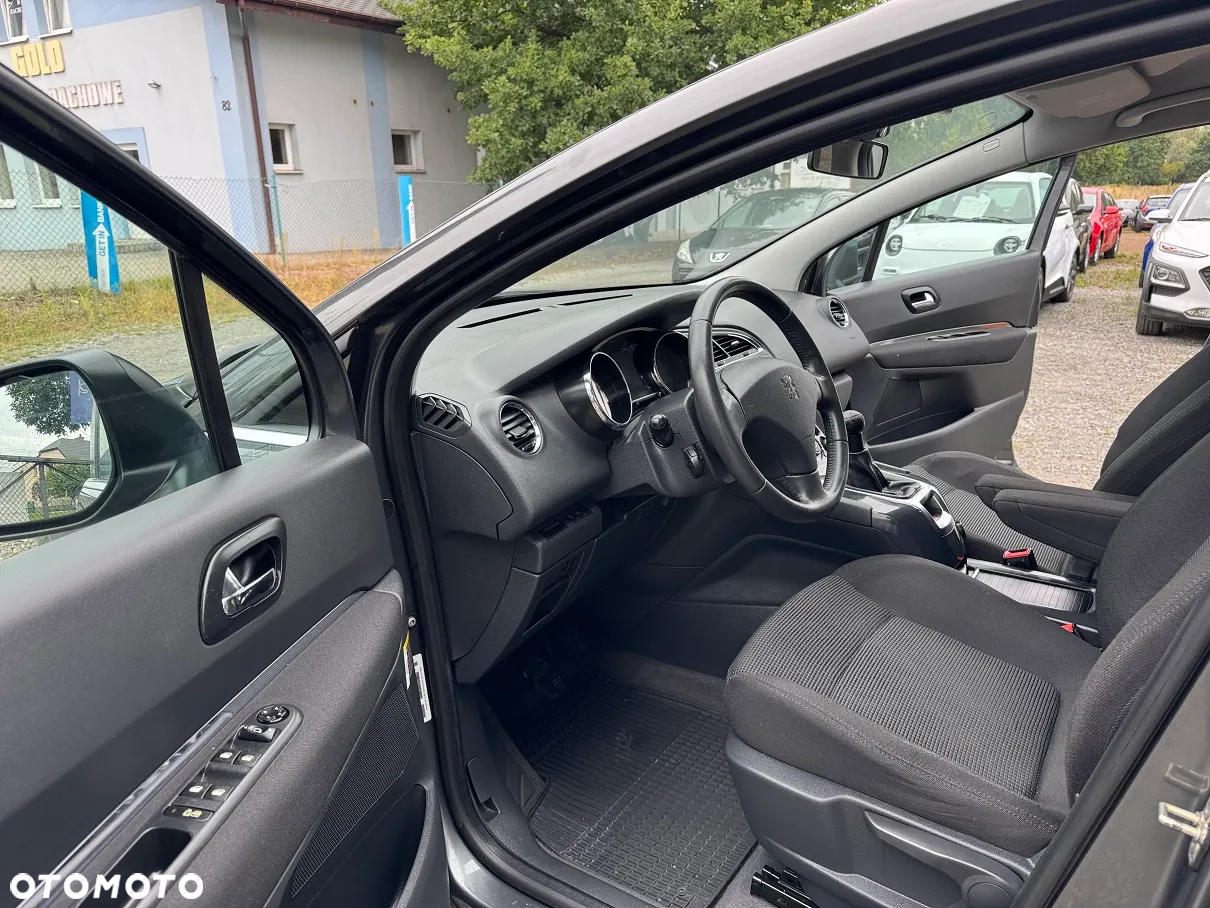 Peugeot 5008 - 19