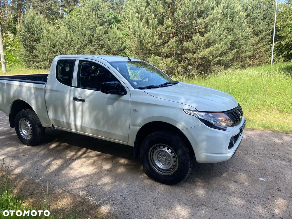 Mitsubishi L200 Pick Up 4x4 S&S Double Cab Basis - 5