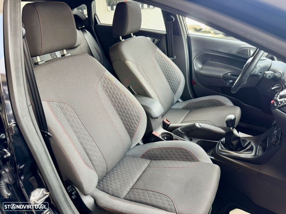 Ford Fiesta 1.5 TDCi STLine - 7