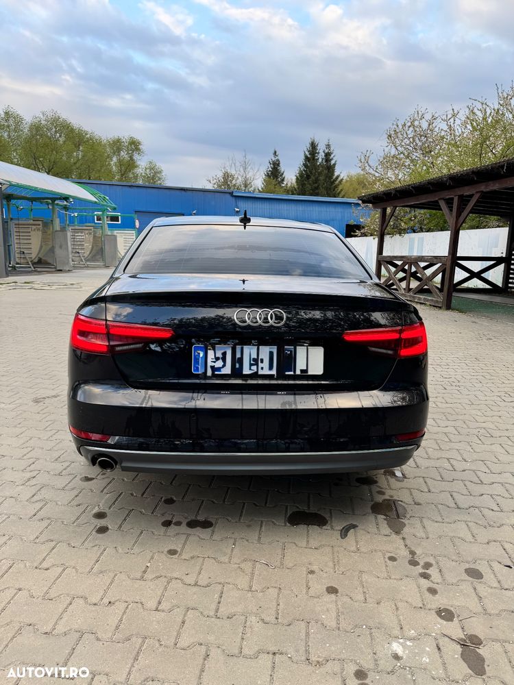 Audi A4 2.0 TDI DPF S line Sportpaket - 5