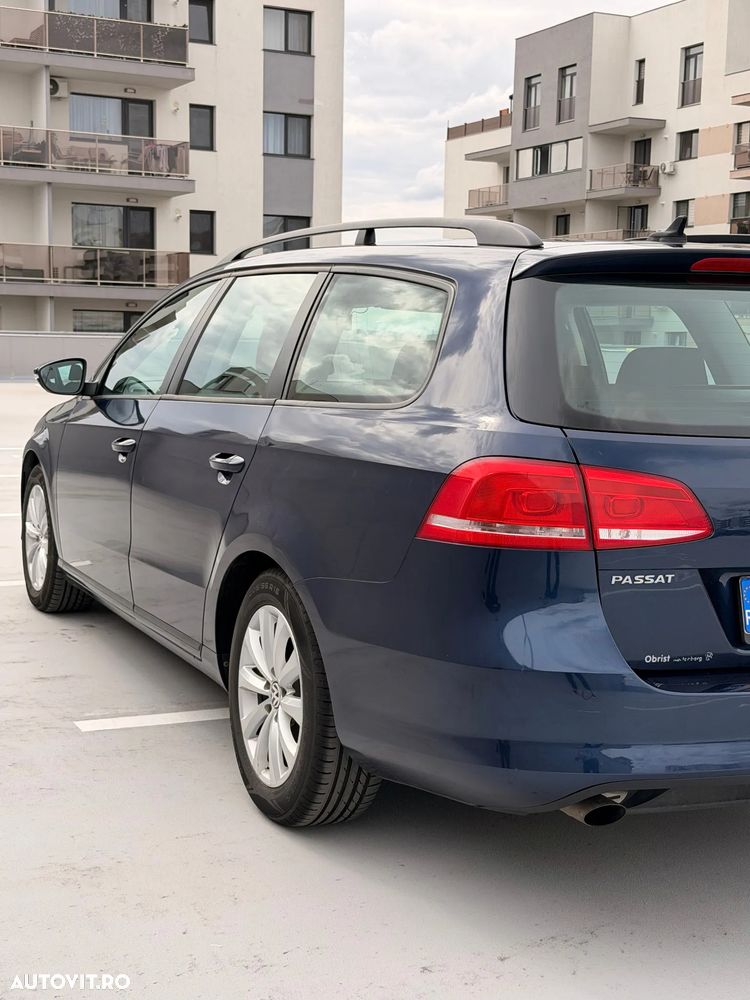 Volkswagen Passat 2012 photo 4