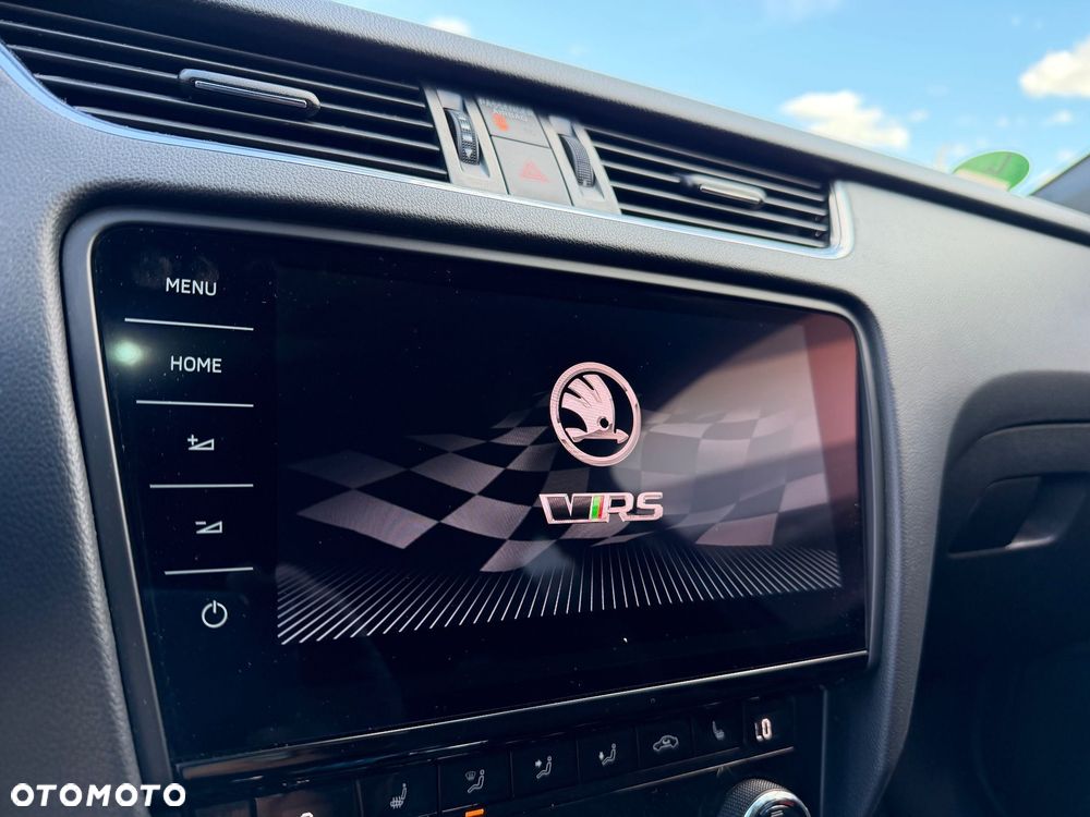 Skoda Octavia 2.0 TDI 4x4 DSG RS - 25