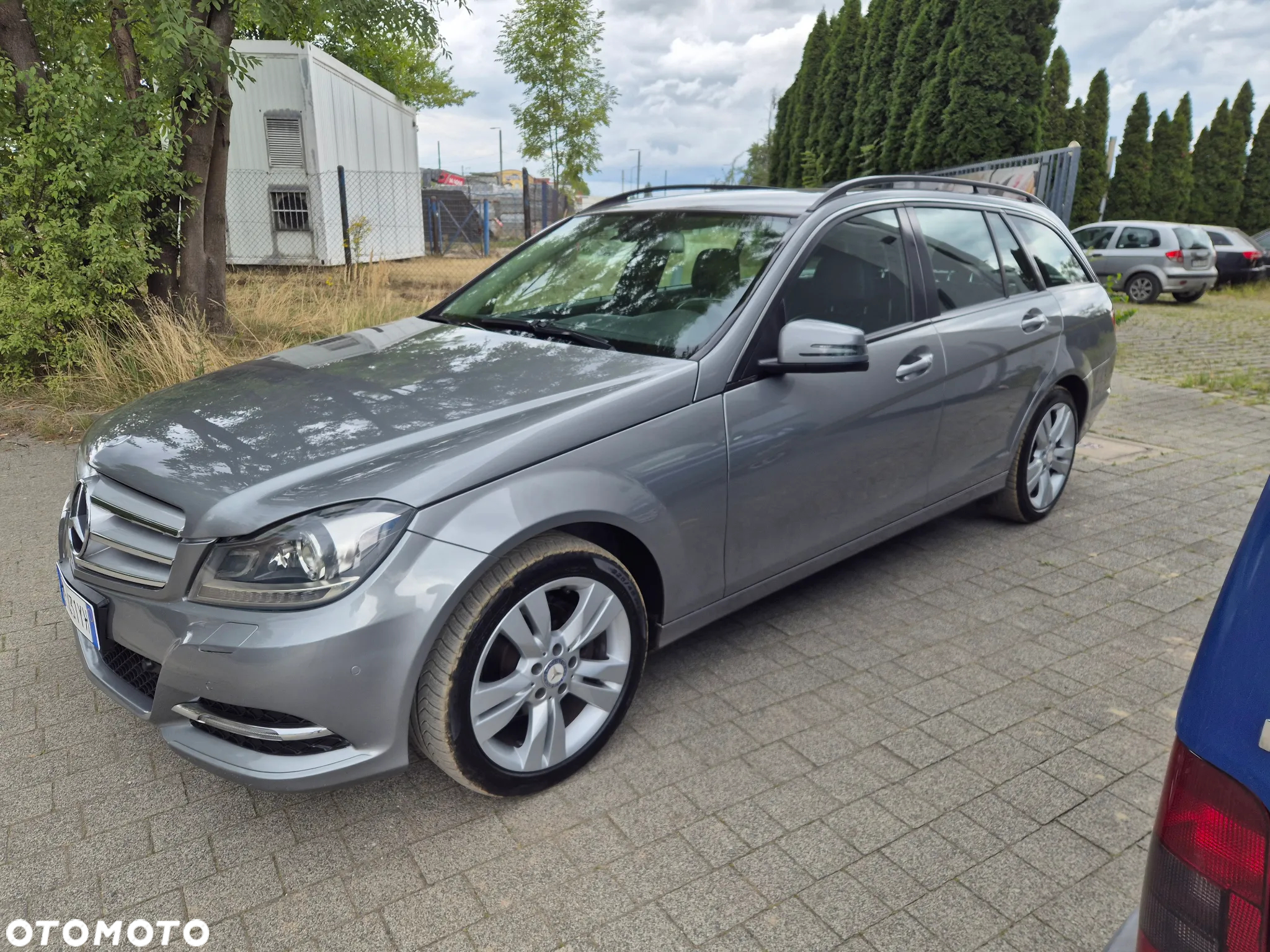 Mercedes-Benz Klasa C 200 CDI BlueEff Avantgarde - 2