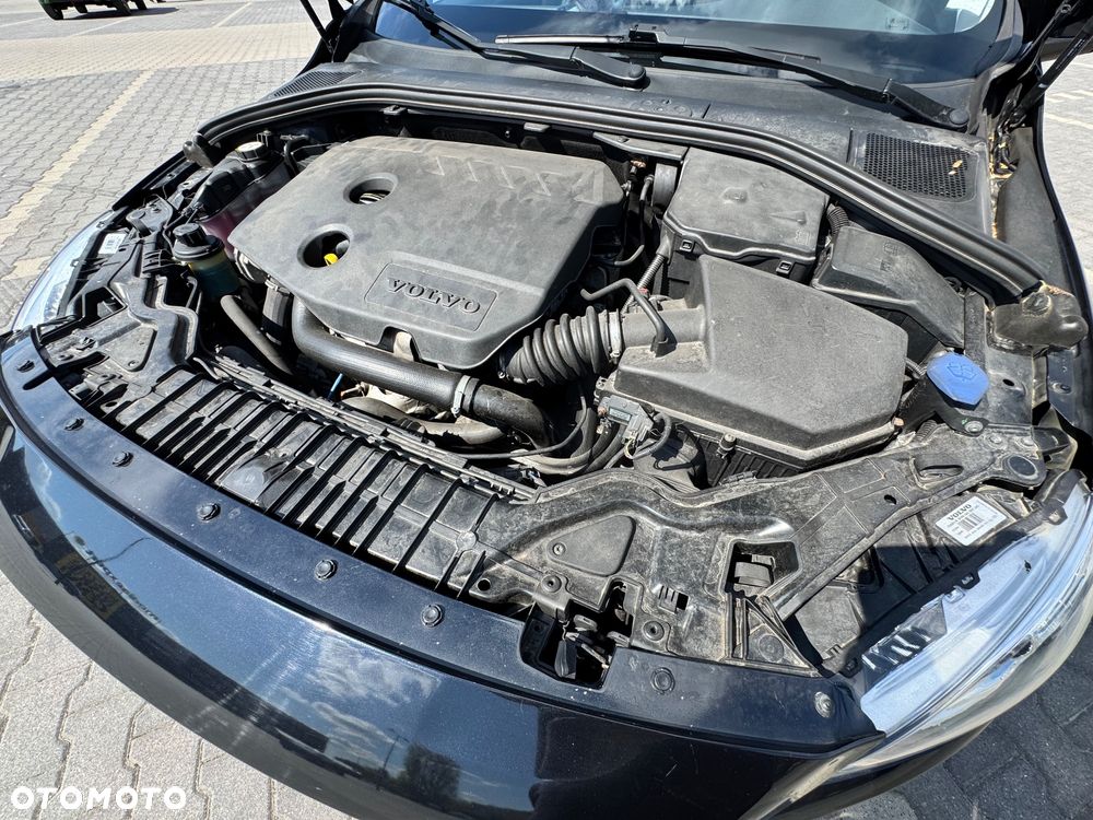 Volvo S60 D2 Momentum - 13
