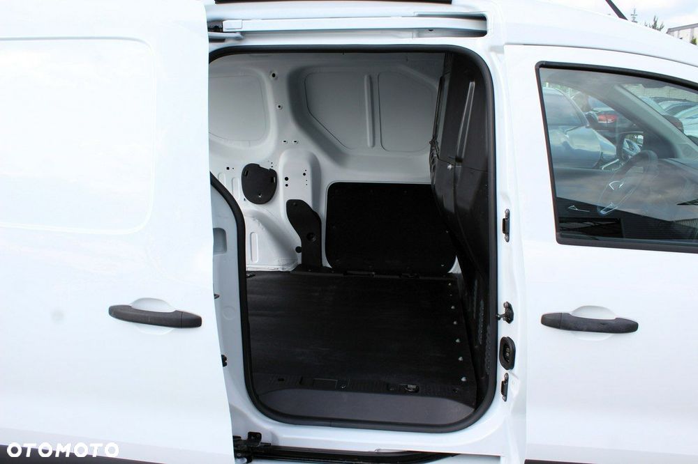 Renault Express - 8