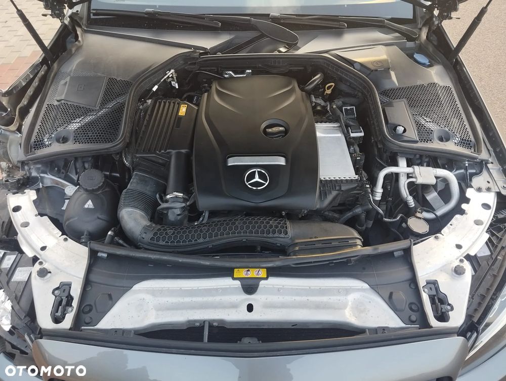 Mercedes-Benz Klasa C 300 9G-TRONIC Night Edition - 12