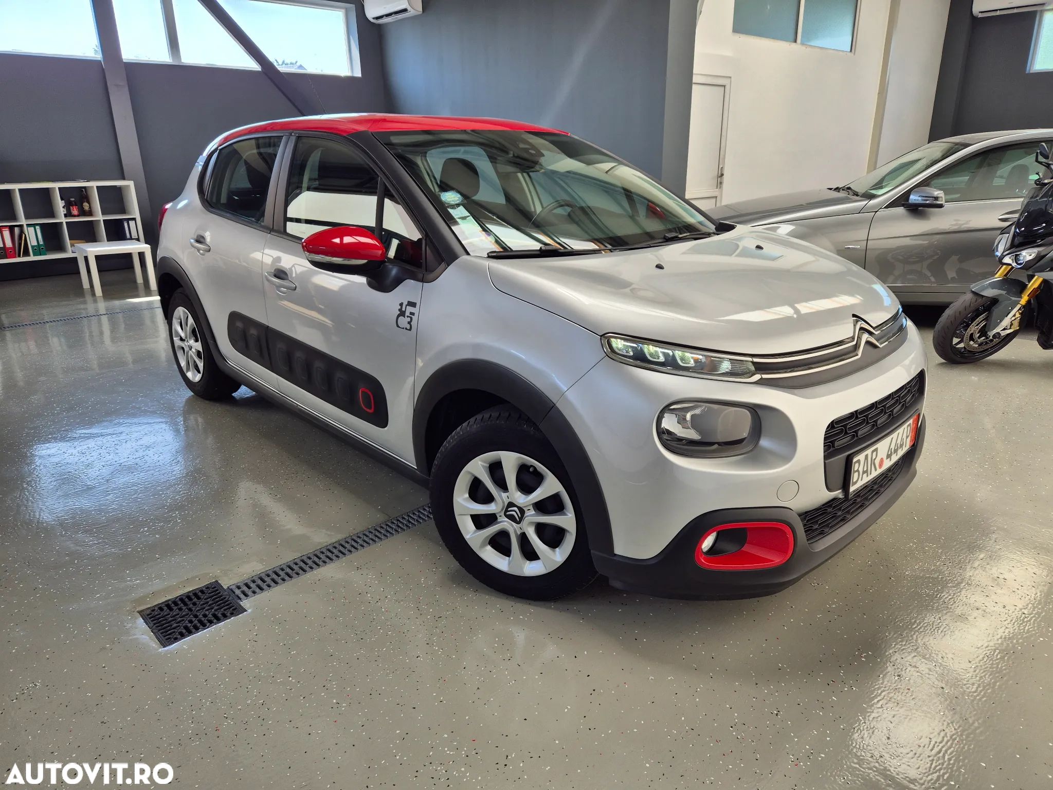 Citroën C3 PureTech BVM Seduction - 1