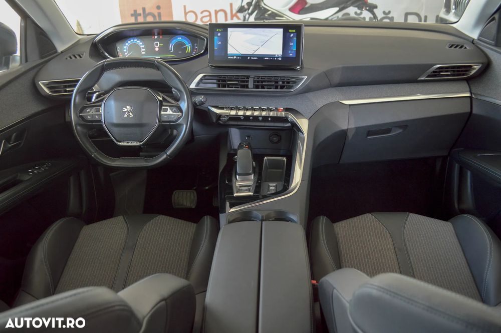 Peugeot 3008 225 e-EAT8 Allure Pack - 36