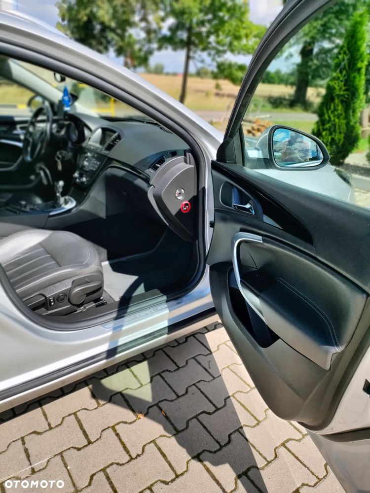 Opel Insignia 2.0 CDTI - 21