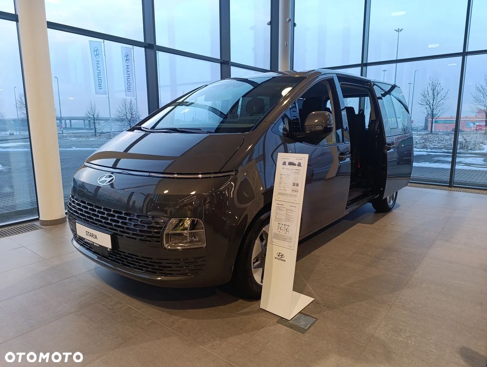 Hyundai Staria 1.6 T-GDI HEV Smart Business - 1