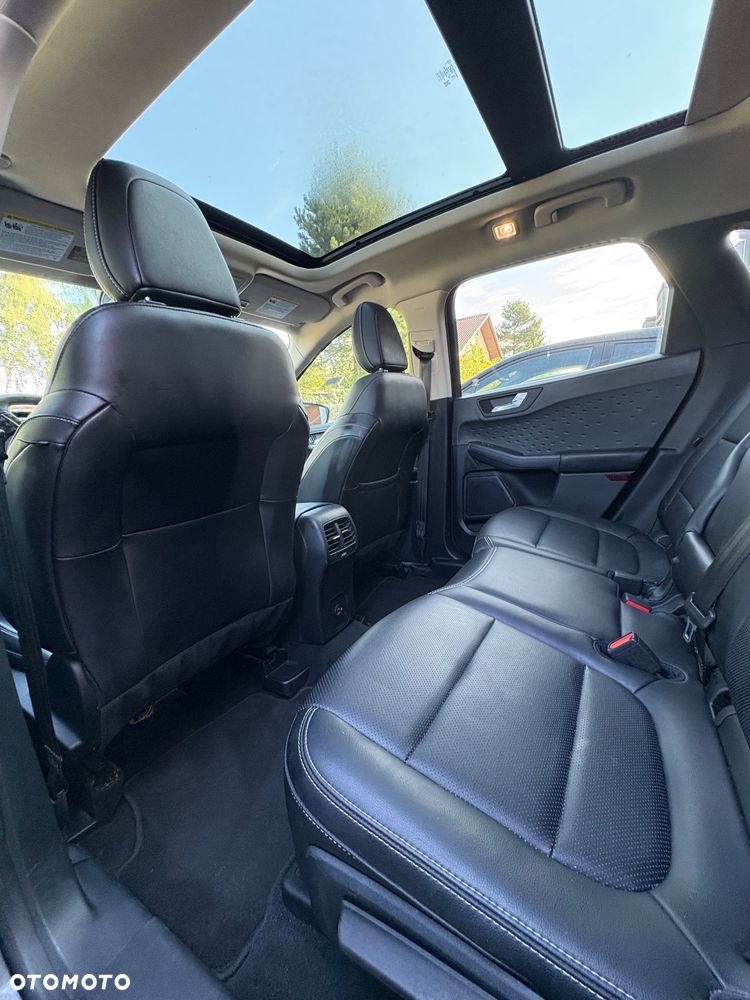 Ford Escape 2.0 EcoBoost AWD Titanium - 12