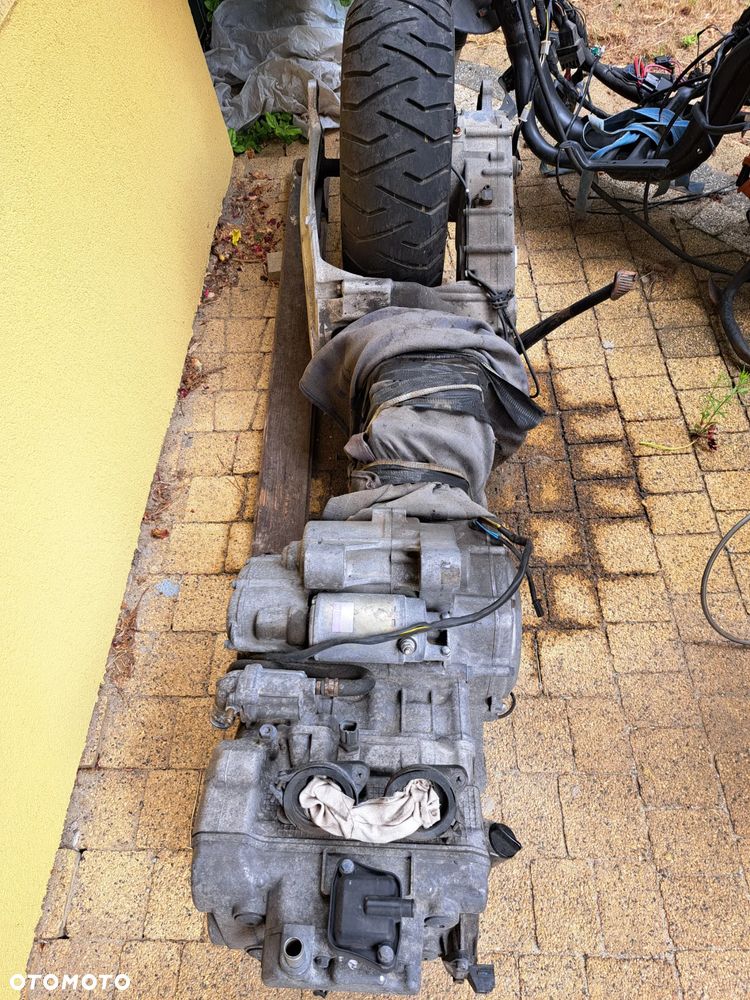 Suzuki Burgman - 5
