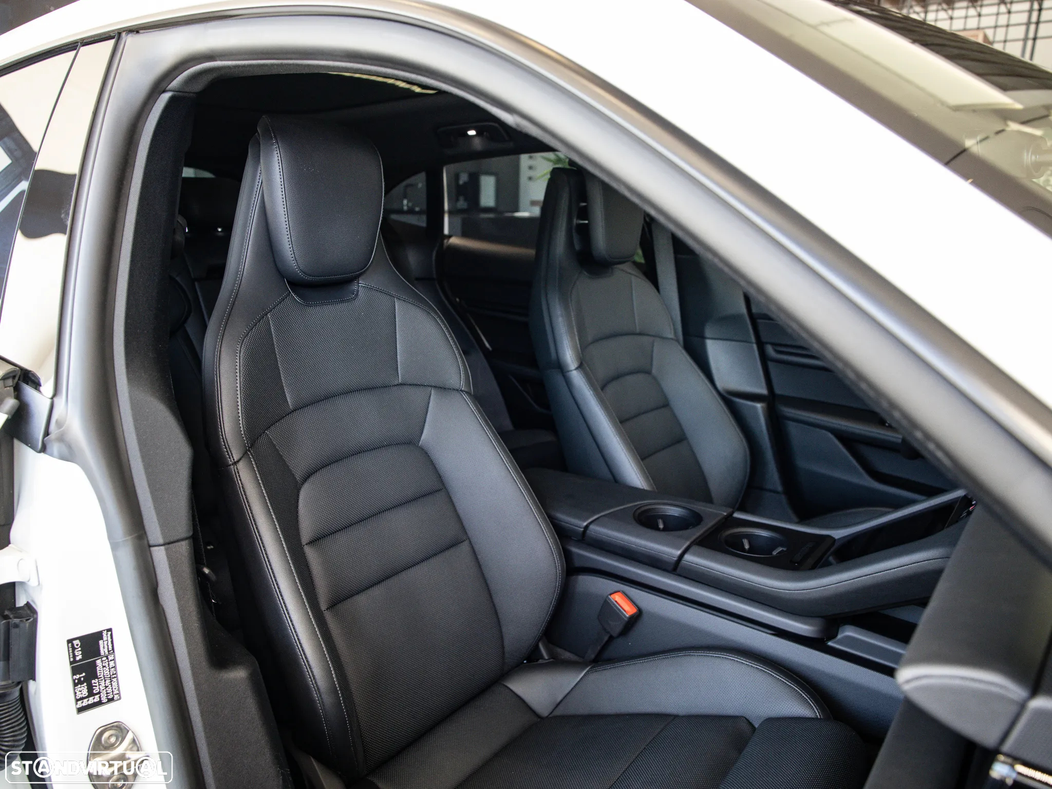 Porsche Taycan Sport Turismo Standard - 49