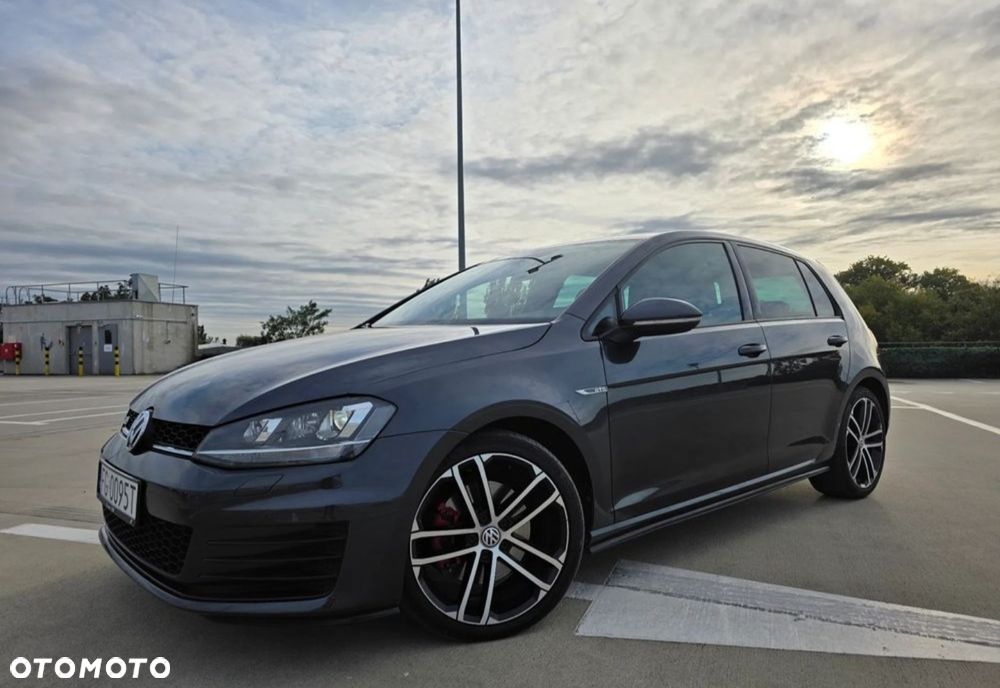 Volkswagen Golf 2.0 TDI BMT GTD - 19