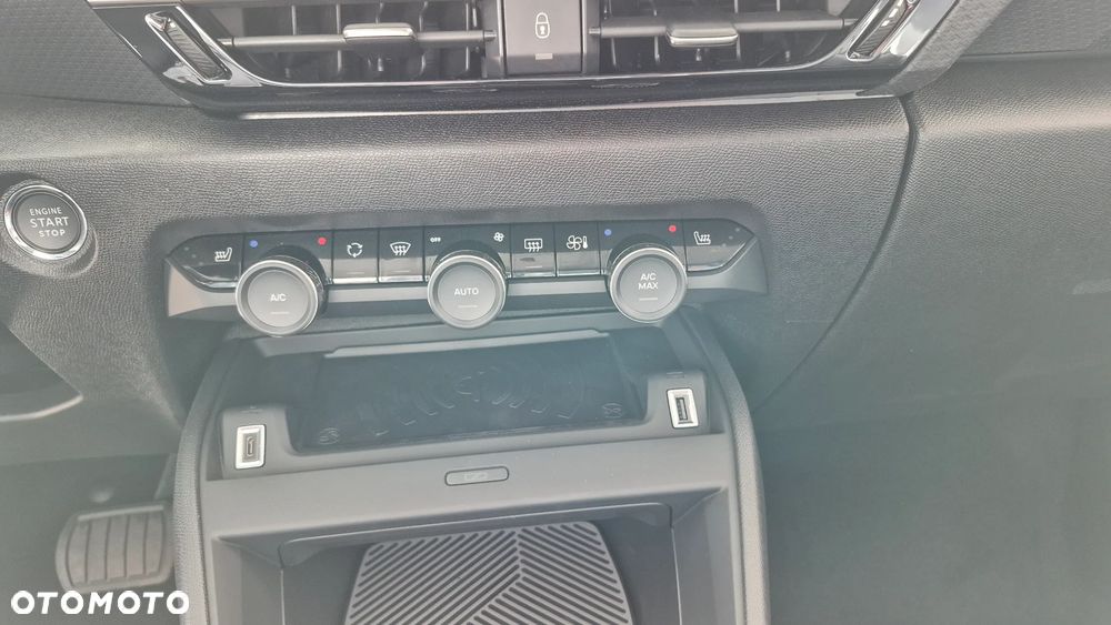 Citroën C4X 1.2 mHEV Max eDCT6 - 14