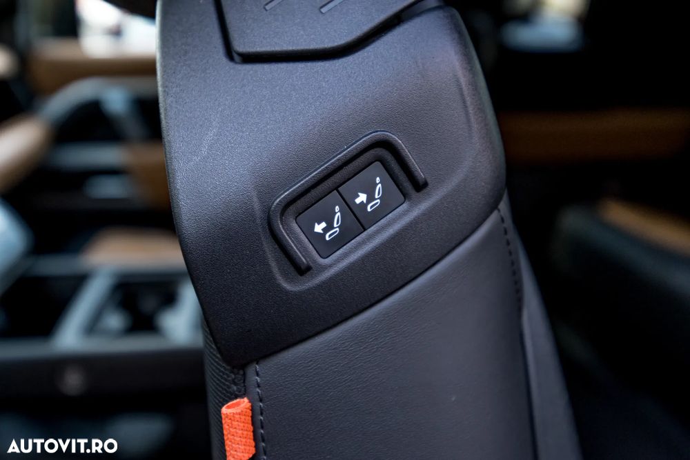 Land Rover Defender 90 3.0D 250 MHEV Hard Top X-Dynamic SE - 28