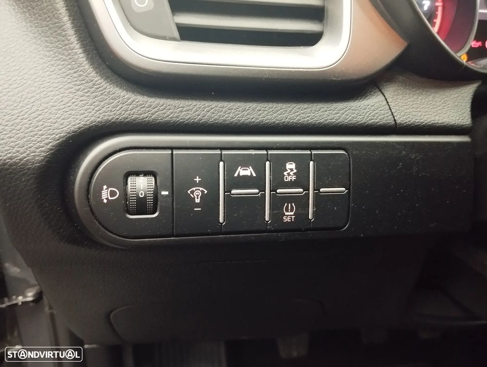 Kia XCeed 1.0 T-GDI Dynamic - 17