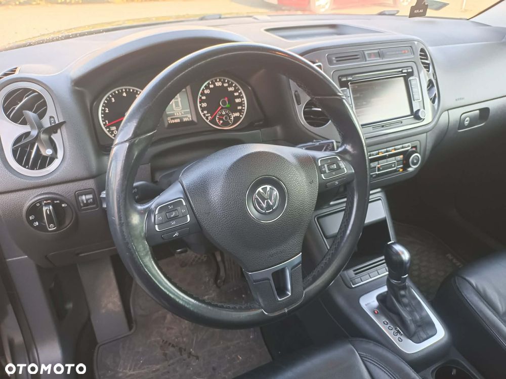 Volkswagen Tiguan - 10
