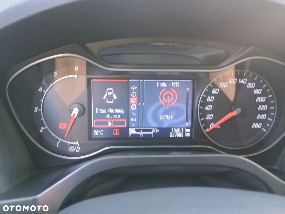 Ford Galaxy 2.2 TDCi Platinium X (Titanium) - 9