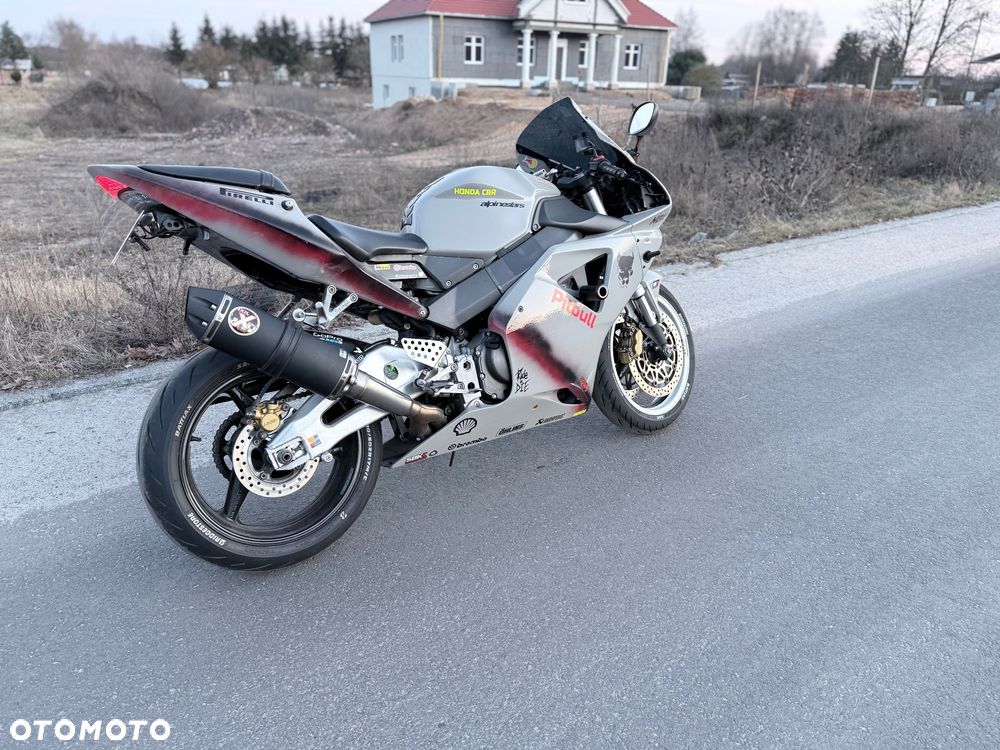 Honda CBR - 19