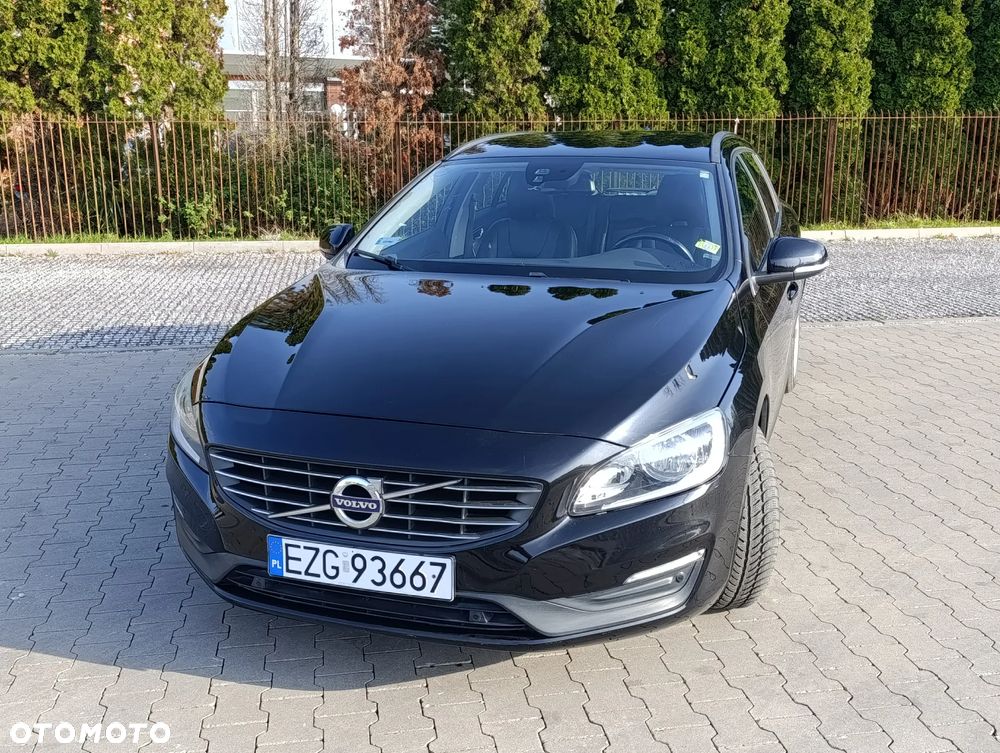 Volvo V60 D2 Momentum - 5