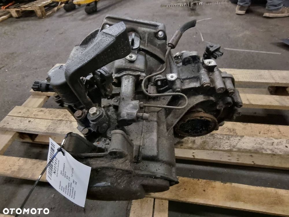 SKRZYNIA BIEGÓW VOLKSWAGEN VENTO CYP 1.9 TDI - 1