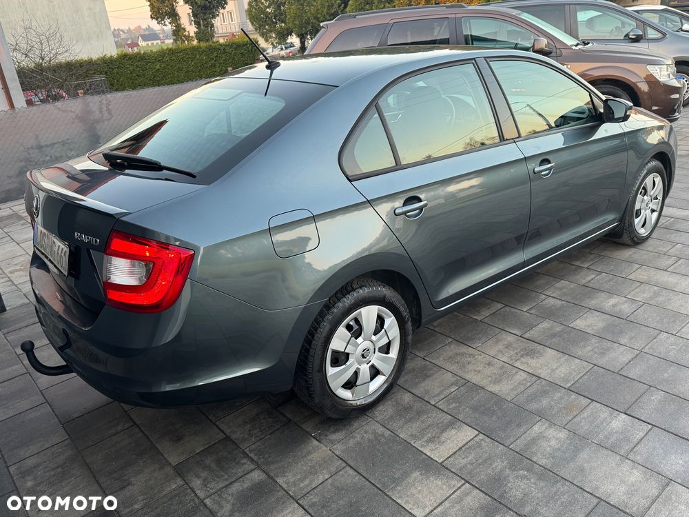 Skoda RAPID 1.4 TSI Ambition DSG - 6