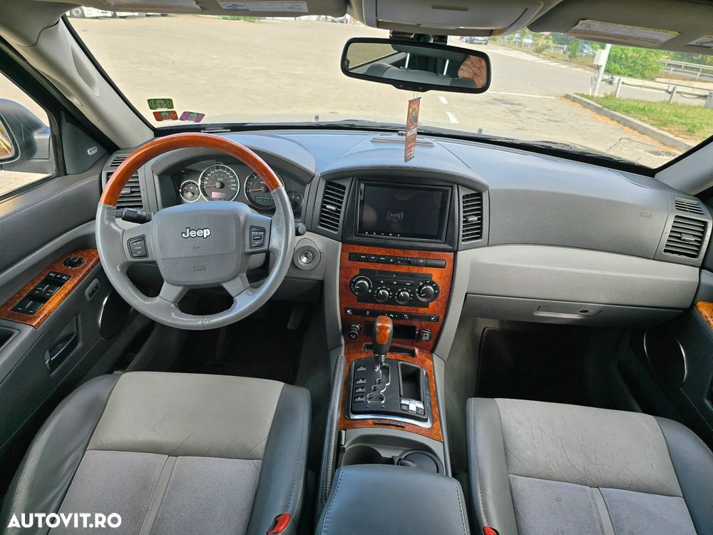 Jeep Grand Cherokee - 7