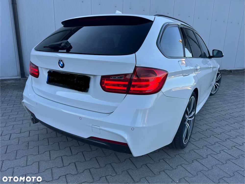 BMW Seria 3 320d Sport Line - 9