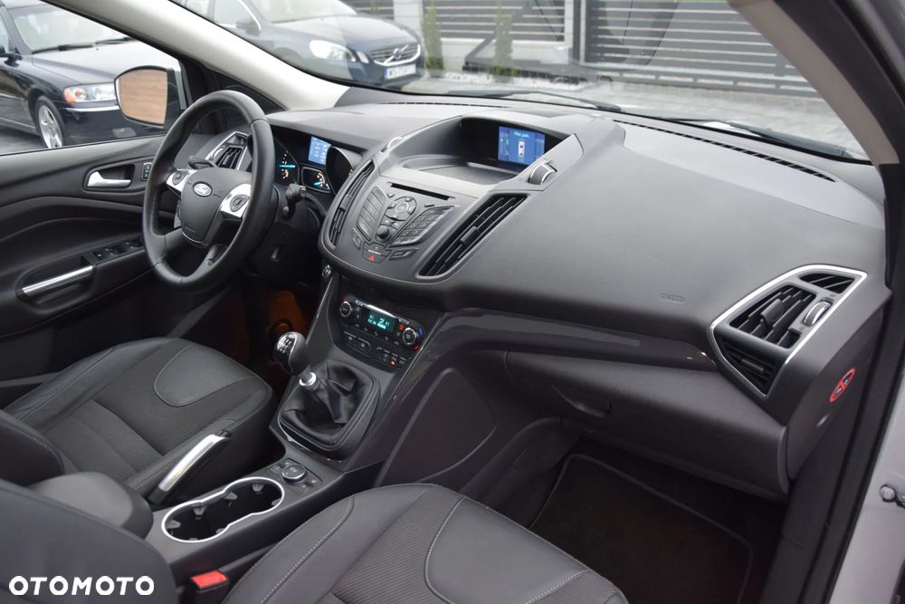Ford Kuga 2.0 TDCi 4x4 Individual - 30