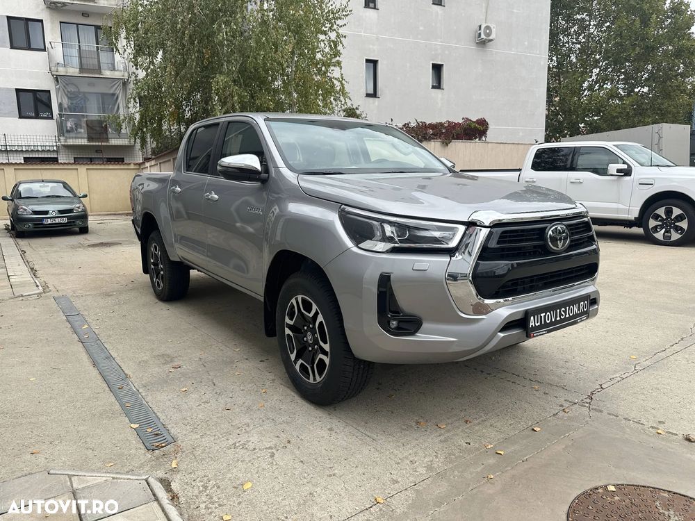 Toyota Hilux 4x4 Double Cab MHEV Autm. Executive - 4