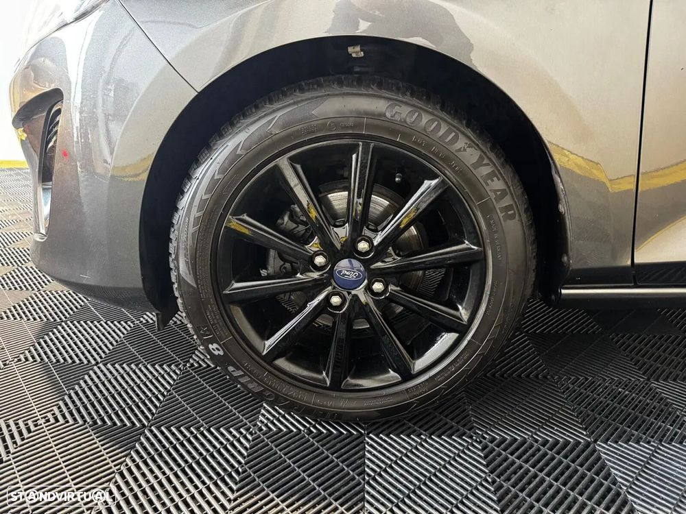 Ford Fiesta - 16