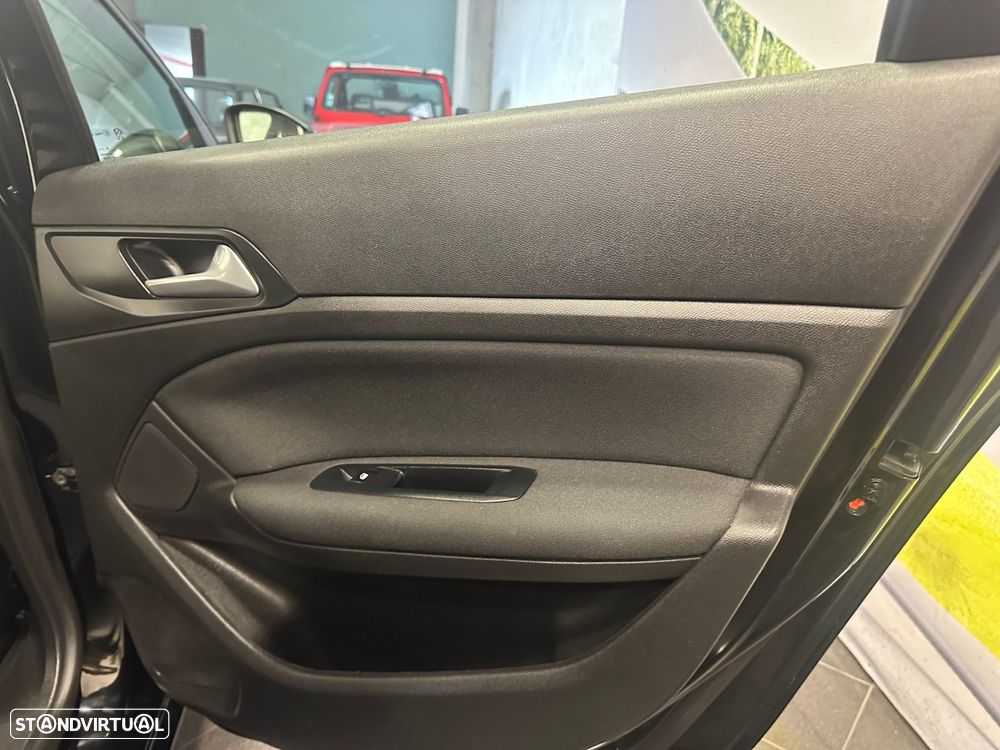 Peugeot 308 SW 1.5 BlueHDi Active - 39