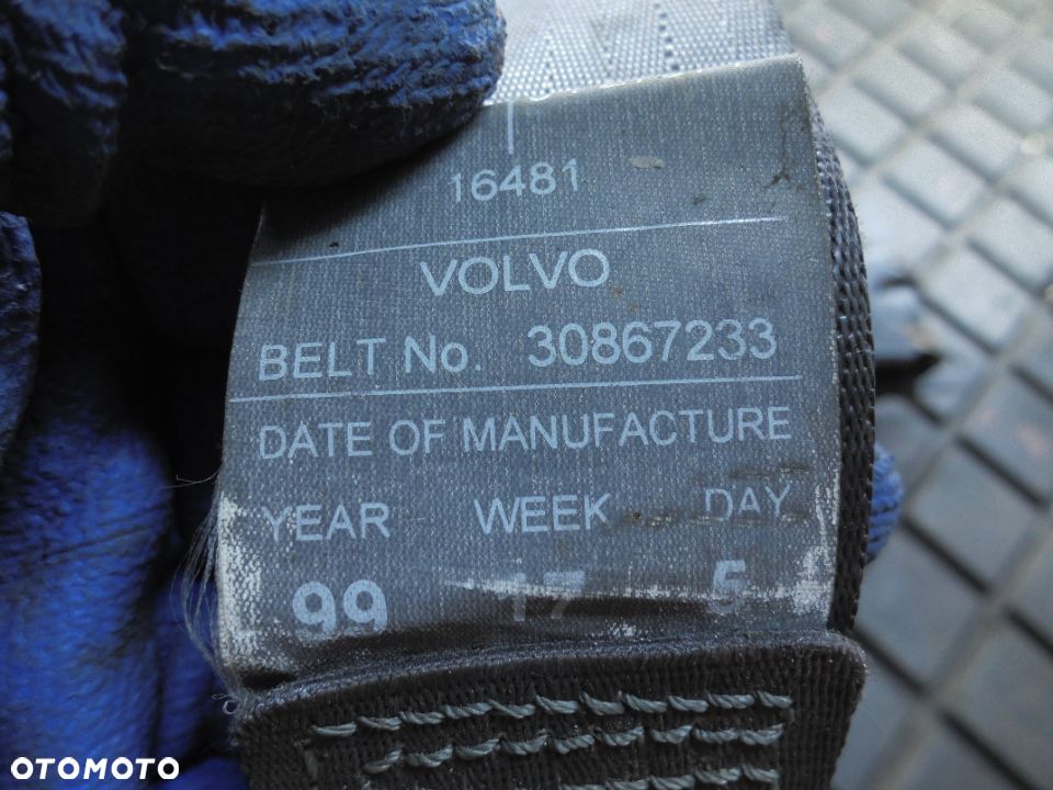 NAPINACZ PAS PRAWY PRZOD VOLVO V40 30867233 - 2