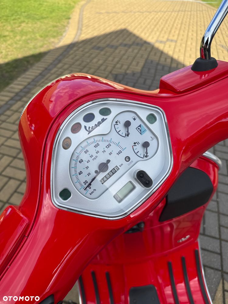 Vespa GTS - 5