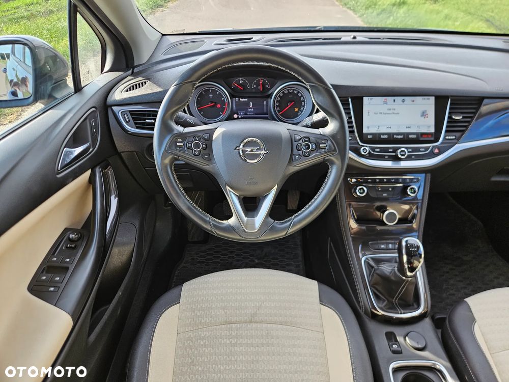 Opel Astra - 11