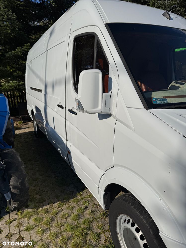 Mercedes-Benz Sprinter - 4