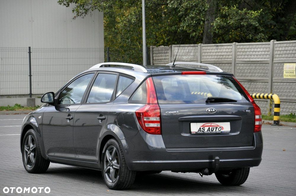 Kia Ceed 1.4 CVVT SW EX - 29