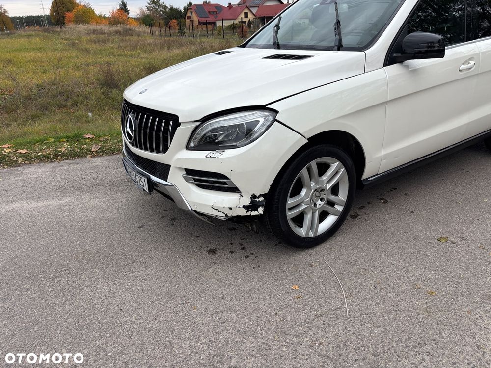 Mercedes-Benz ML 350 BlueTEC 4MATIC 7G-TRONIC Edition 1 - 4