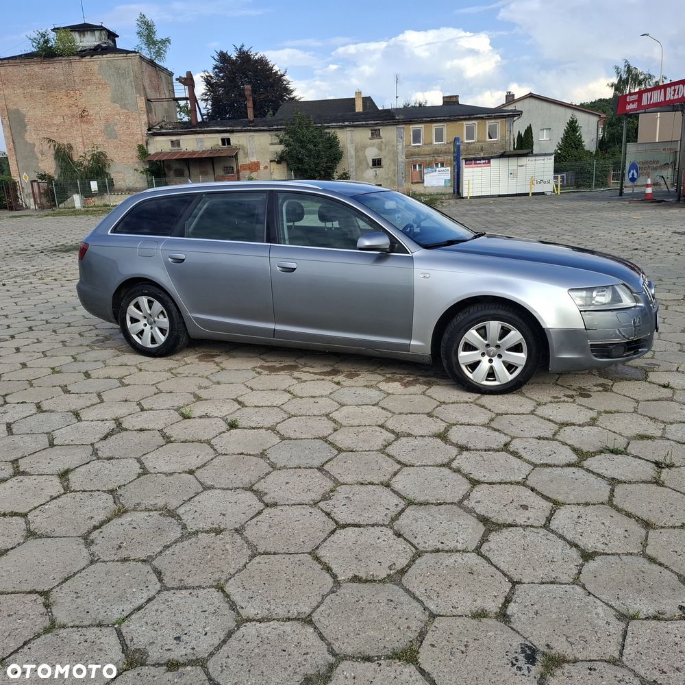 Audi A6 Avant - 4