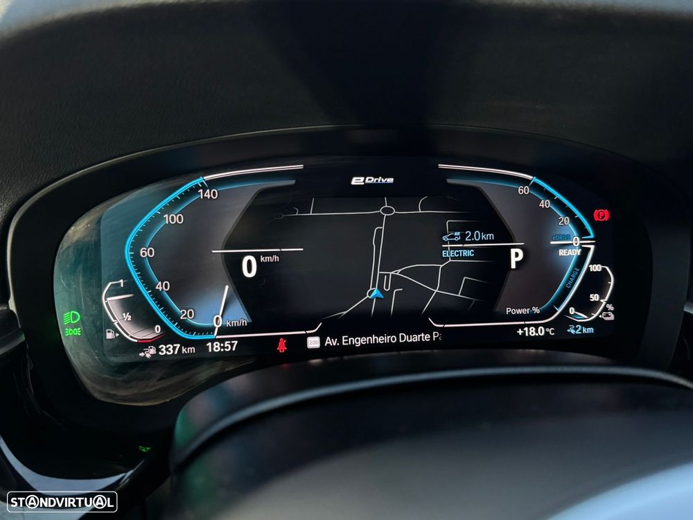 BMW 530 e Pack M - 29