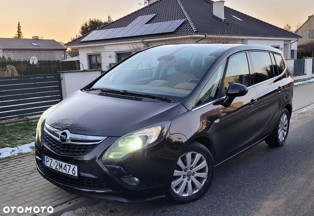 Opel Zafira 2.0 CDTI Cosmo - 1