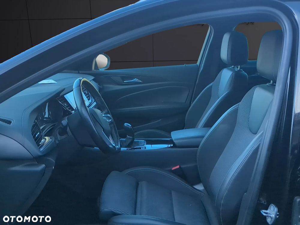 Opel Insignia 1.5 T Innovation S&S - 13